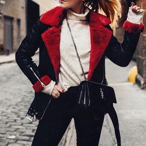 Berksha Contrast Detail Aviator Leather Jacket